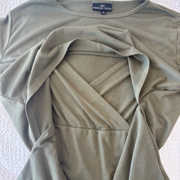 Nursing Queen - Olive Green Nursing Top - Picture 4 of 7